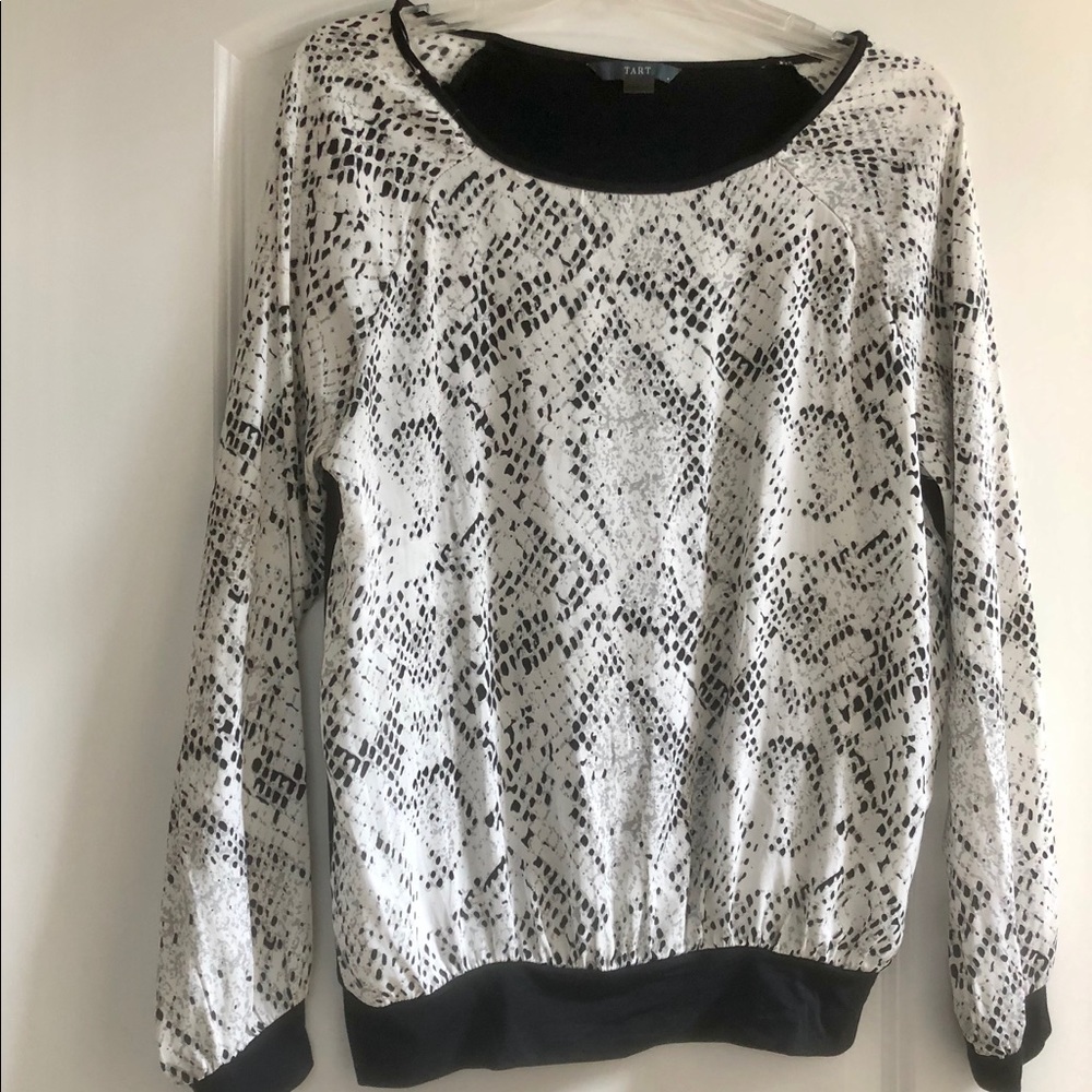 Tart Collections Patterned Long Sleeve Top
